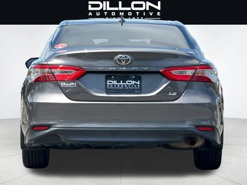 Used 2019 Toyota Camry LE FWD image 5