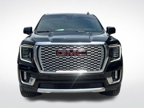 Used 2021 GMC Yukon XL Denali AWD/4WD image 10