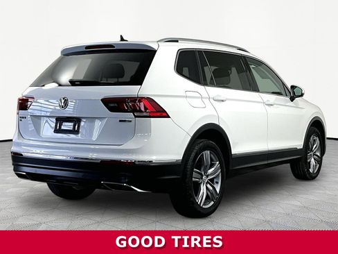 Used 2020 Volkswagen Tiguan SEL AWD/4WD image 6