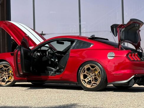 Used 2020 Ford Mustang GT Premium w/ GT Performance Package RWD image 32