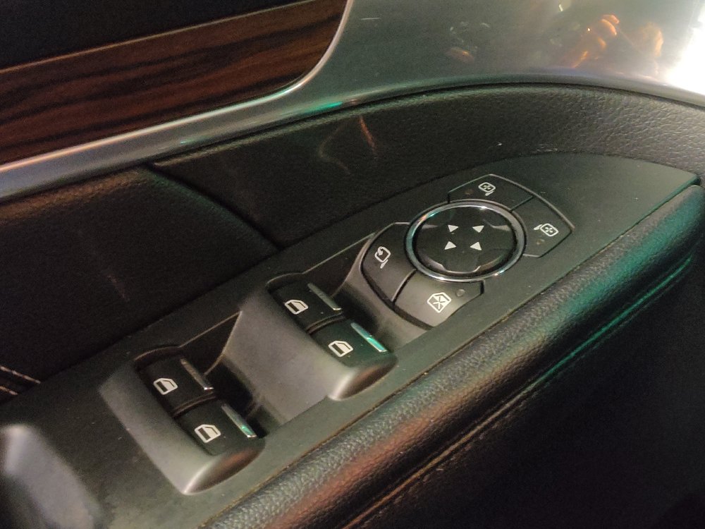 Used 2016 Ford Explorer Limited FWD image 27