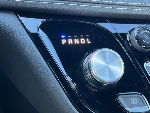 New 2026 Chrysler Pacifica Select image 22