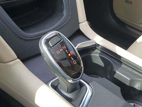 Used 2019 Cadillac XT5 Luxury FWD image 20