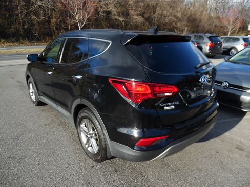 Used 2018 Hyundai Santa Fe Sport w/ 2.4L Value Package 02 image 3