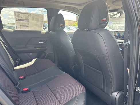 New 2026 Nissan Kicks SR w/ SR Premium Package FWD image 19