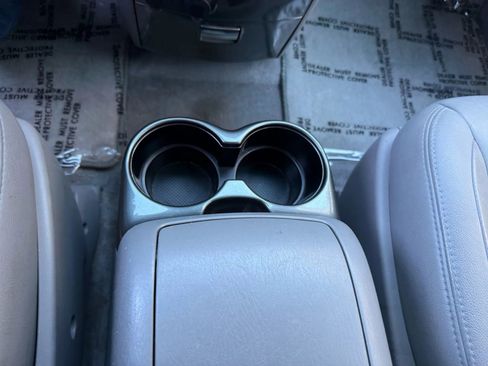 Used 2006 Toyota Sienna XLE image 18