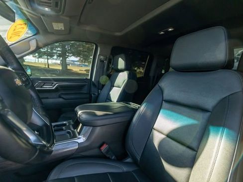 Used 2023 Chevrolet Silverado 1500 LTZ w/ LTZ Convenience Package II image 12