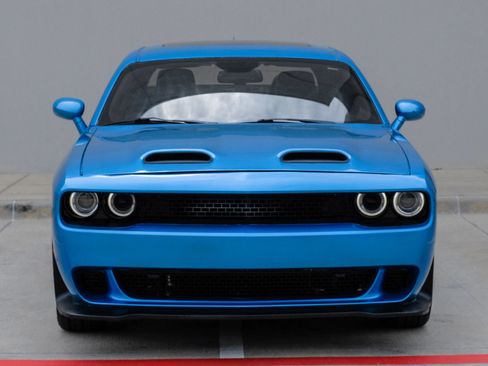 Used 2015 Dodge Challenger SXT Plus RWD image 5