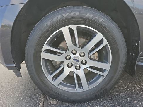 Used 2022 Ford Expedition Limited image 23