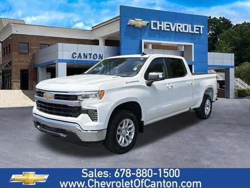 Used 2025 Chevrolet Silverado 1500 LT RWD image 1
