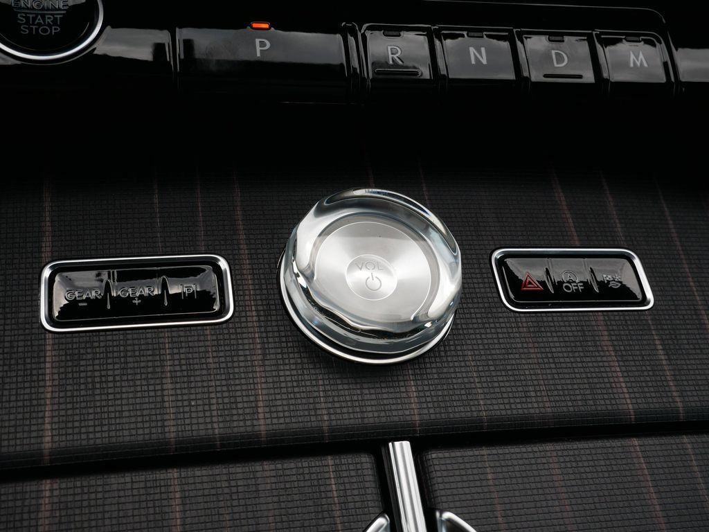 Used 2025 Lincoln Navigator Black Label AWD/4WD image 28