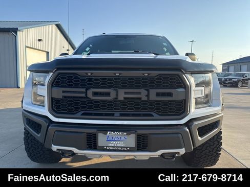 Used 2017 Ford F150 Raptor image 32