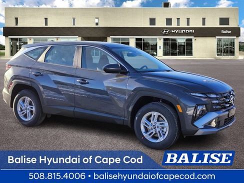 New 2026 Hyundai Tucson SE image 1