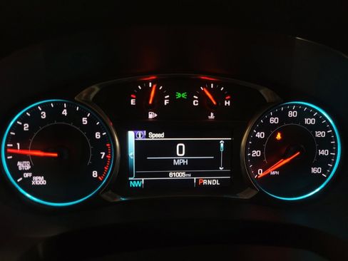 Used 2018 Chevrolet Malibu LT FWD image 23