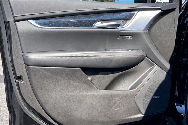 Used 2025 Cadillac XT5 Premium Luxury AWD/4WD image 23