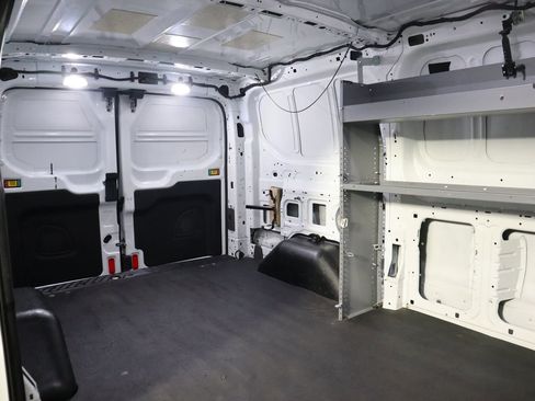 Used 2020 Ford Transit 150 Low Roof AWD image 42