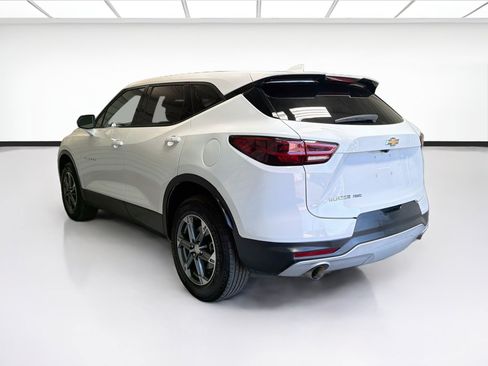 Used 2025 Chevrolet Blazer LT AWD/4WD image 6