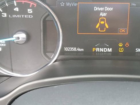 Used 2022 Ford F250 Limited image 15