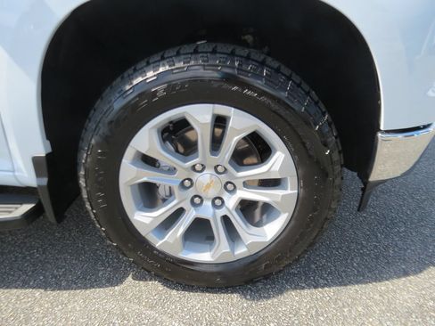 Certified 2026 Chevrolet Silverado 1500 LTZ w/ Z71 Off-Road Package AWD/4WD image 14