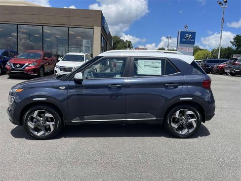 New 2025 Hyundai Venue Limited image 20