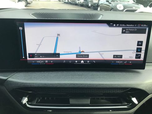 Used 2025 BMW i4 xDrive40i w/ Premium Package image 22