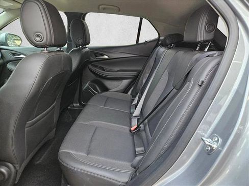 Used 2025 Buick Encore GX Preferred FWD image 16