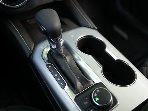 Used 2024 Chevrolet Blazer LT w/ Convenience Package FWD image 20