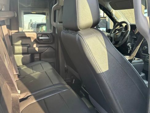 Used 2021 Chevrolet Silverado 3500 W/T image 18