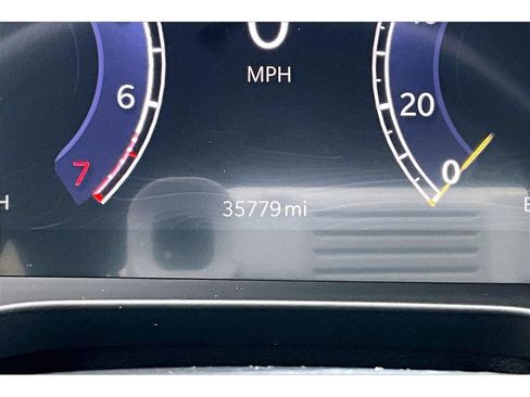 Certified 2022 Jeep Grand Cherokee Limited AWD/4WD image 22