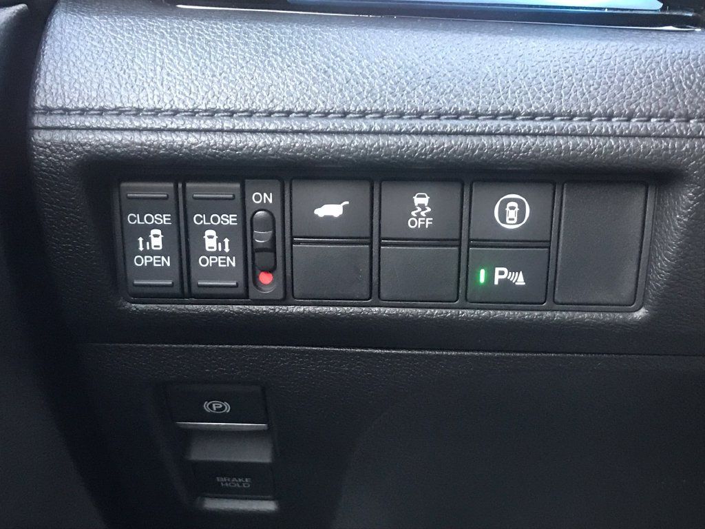 Certified 2024 Honda Odyssey Elite image 30