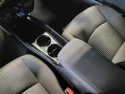 Used 2018 Toyota Prius Prime Plus w/ Carpet Mat Package image 22