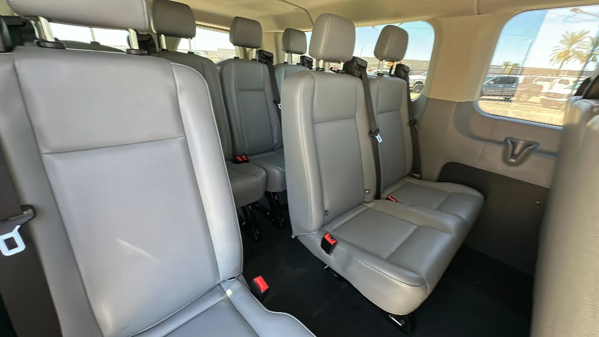 Used 2016 Ford Transit 350 XL RWD image 12