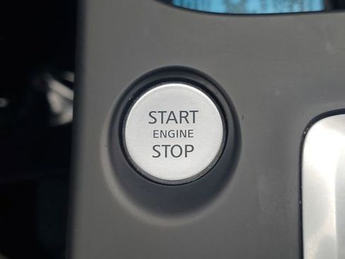 Used 2023 INFINITI QX50 Sensory image 33