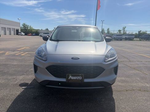 Used 2022 Ford Escape SE w/ Cold Weather Package FWD image 9