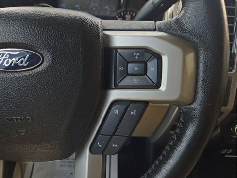 Used 2017 Ford F150 Lariat RWD image 16