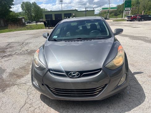 Used 2012 Hyundai Elantra Limited w/ Technology Pkg 5 FWD image 3