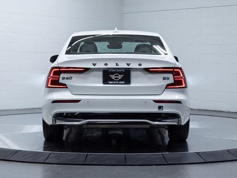 Used 2024 Volvo S60 B5 Plus FWD image 7