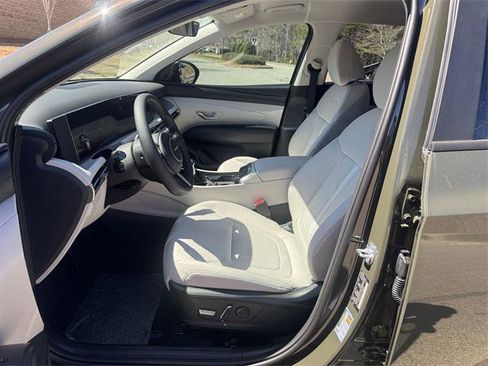New 2025 Hyundai Tucson SEL image 9