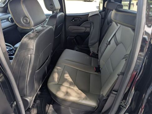 Used 2025 Chevrolet Colorado ZR2 w/ Technology Package image 25