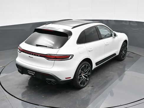 New 2026 Porsche Macan AWD/4WD image 30