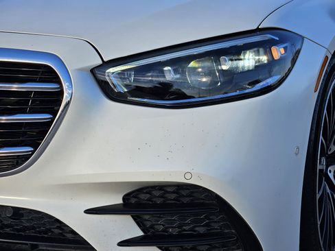 Used 2022 Mercedes-Benz S 500 4MATIC image 10