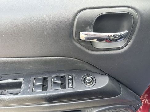 Used 2017 Jeep Patriot Sport w/ Power Value Group FWD image 10