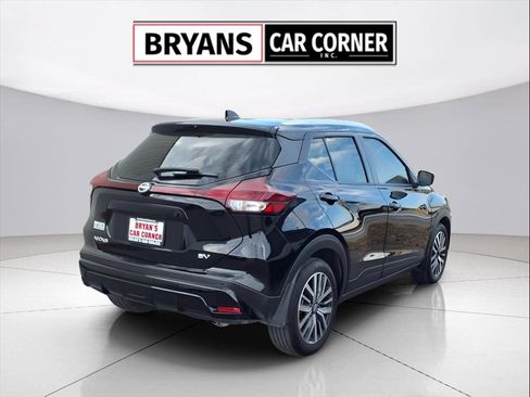 Used 2023 Nissan Kicks SV image 20