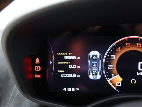 Used 2019 McLaren 570S Spider RWD image 34
