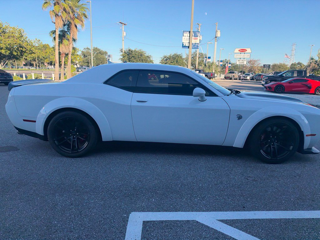 Used 2023 Dodge Challenger SRT Hellcat RWD image 5