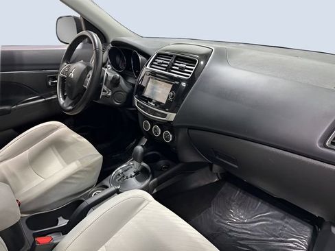 Used 2015 Mitsubishi Outlander Sport SE AWD/4WD image 12