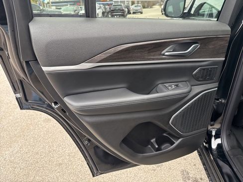 New 2026 Jeep Grand Cherokee Limited image 26