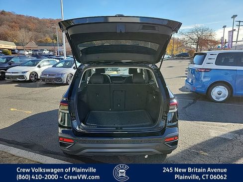 New 2026 Volkswagen Taos SE image 53