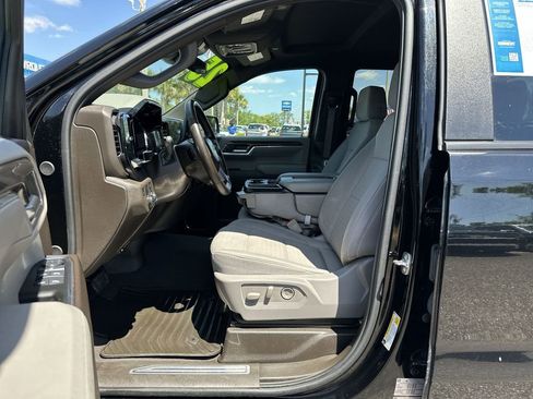Used 2025 Chevrolet Silverado 1500 LT RWD image 19
