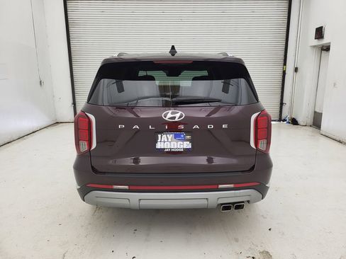 Used 2024 Hyundai Palisade Limited image 27